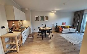 Apartamenty hotelowe w Jarosławcu